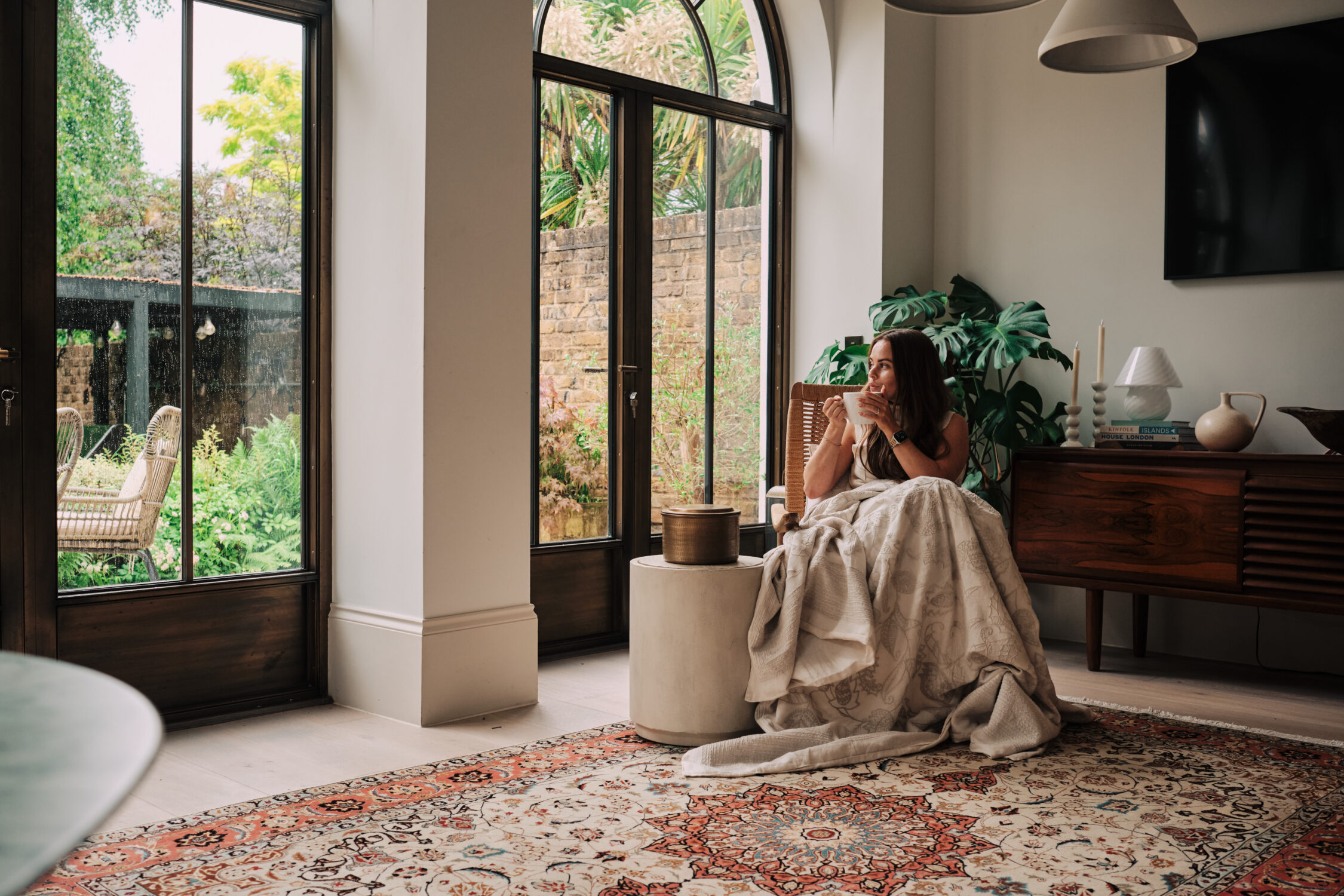 Classic Persian Tabriz Rug - Wool & Silk 302cm x 19cm