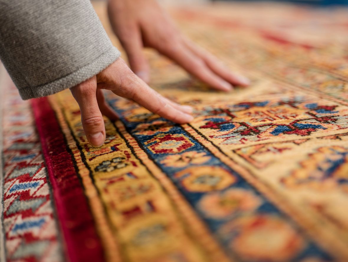 London Persian Rug B2B Benefit Sampling for Confidence