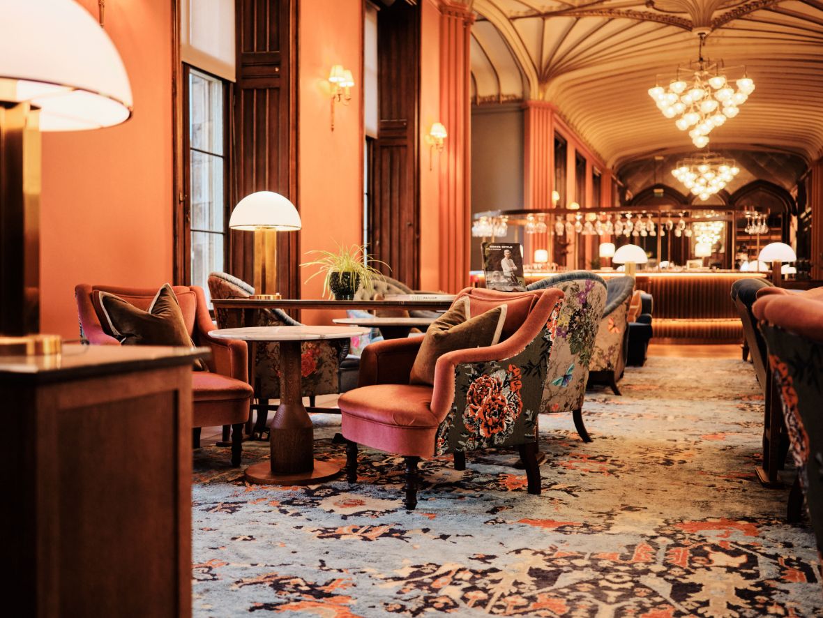 London Persian Rug B2B Benefit Size Without Limits